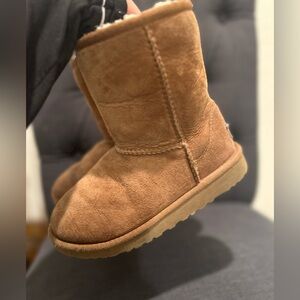 UGGS Chestnut Suede Shearling Winter Boots KIDS